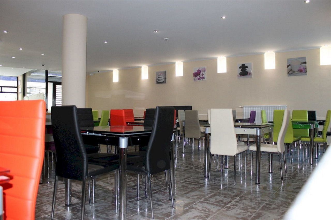 สลินา โฮเต็ล บรัสเซลส์ Hotel Sint-Jans-Molenbeek ภายนอก รูปภาพ